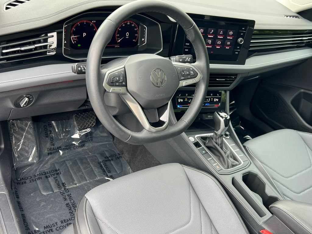 Used 2026 Volkswagen Jetta SEL FWD image 18