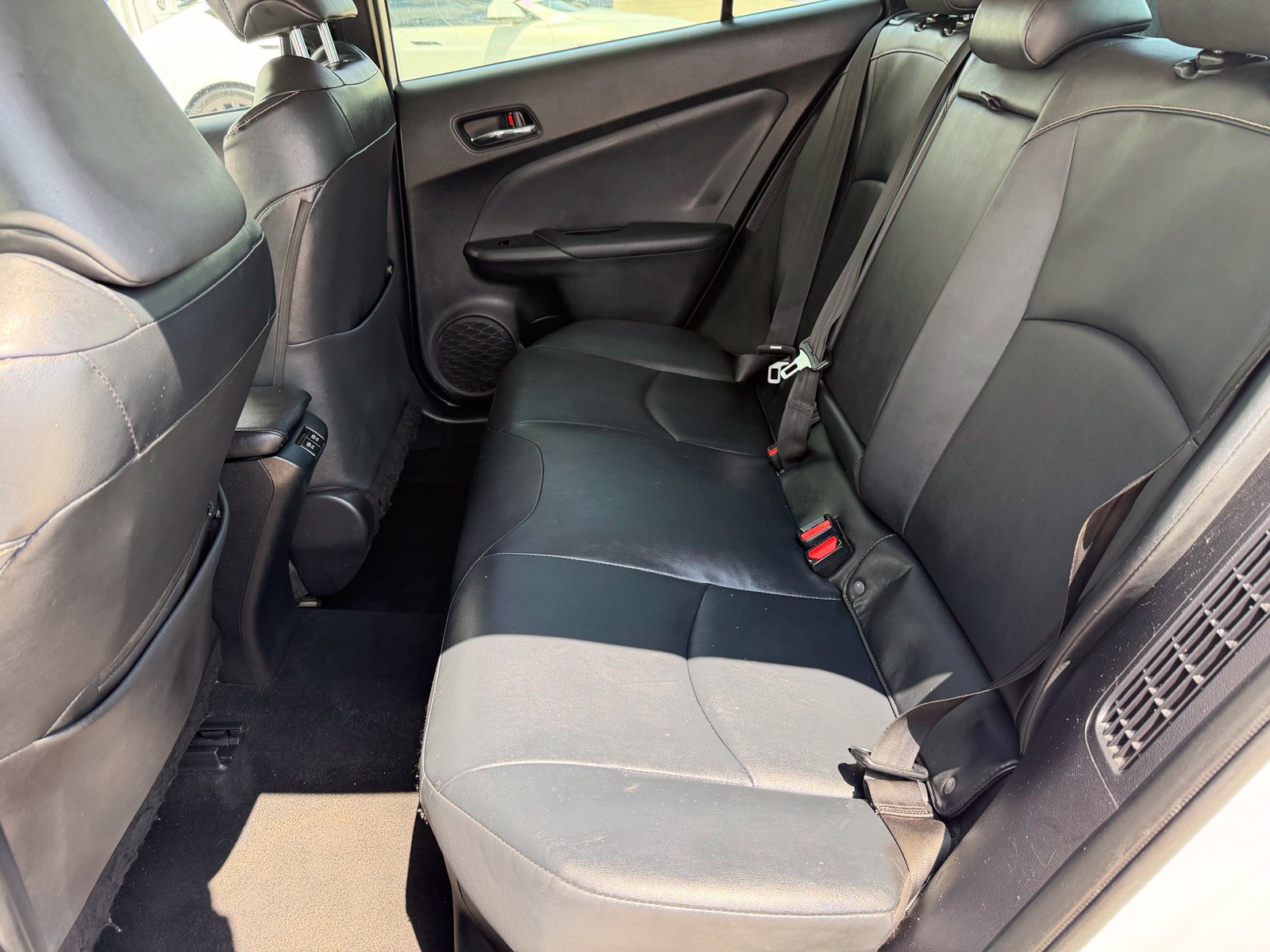 Used 2020 Toyota Prius Prime Limited FWD image 20