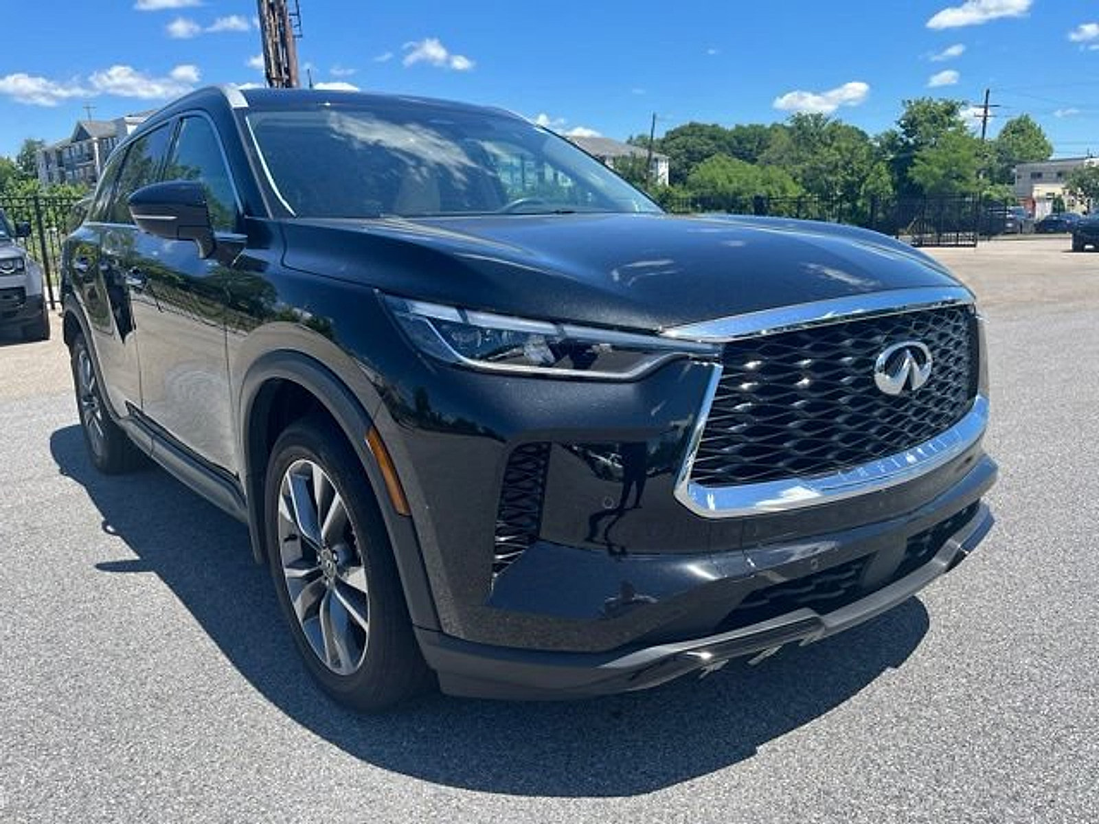 Certified 2023 INFINITI QX60 Luxe w/ Performance Audio Package