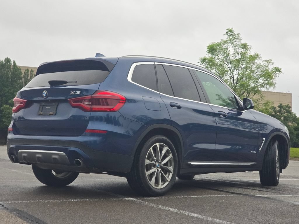 Used 2018 BMW X3 xDrive30i AWD/4WD image 16