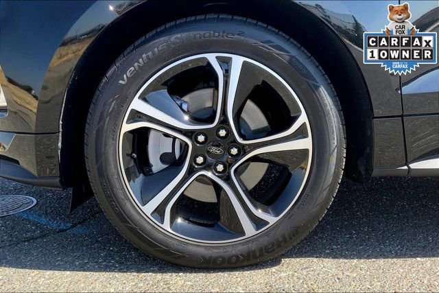 Used 2022 Ford Edge ST image 9