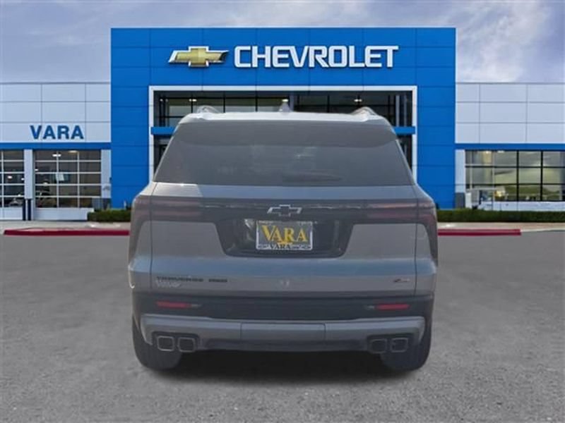 Certified 2025 Chevrolet Traverse Z71 w/ Enhanced Driving Package AWD/4WD image 4