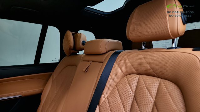 Used 2023 BMW X7 xDrive40i w/ Executive Package AWD/4WD image 47