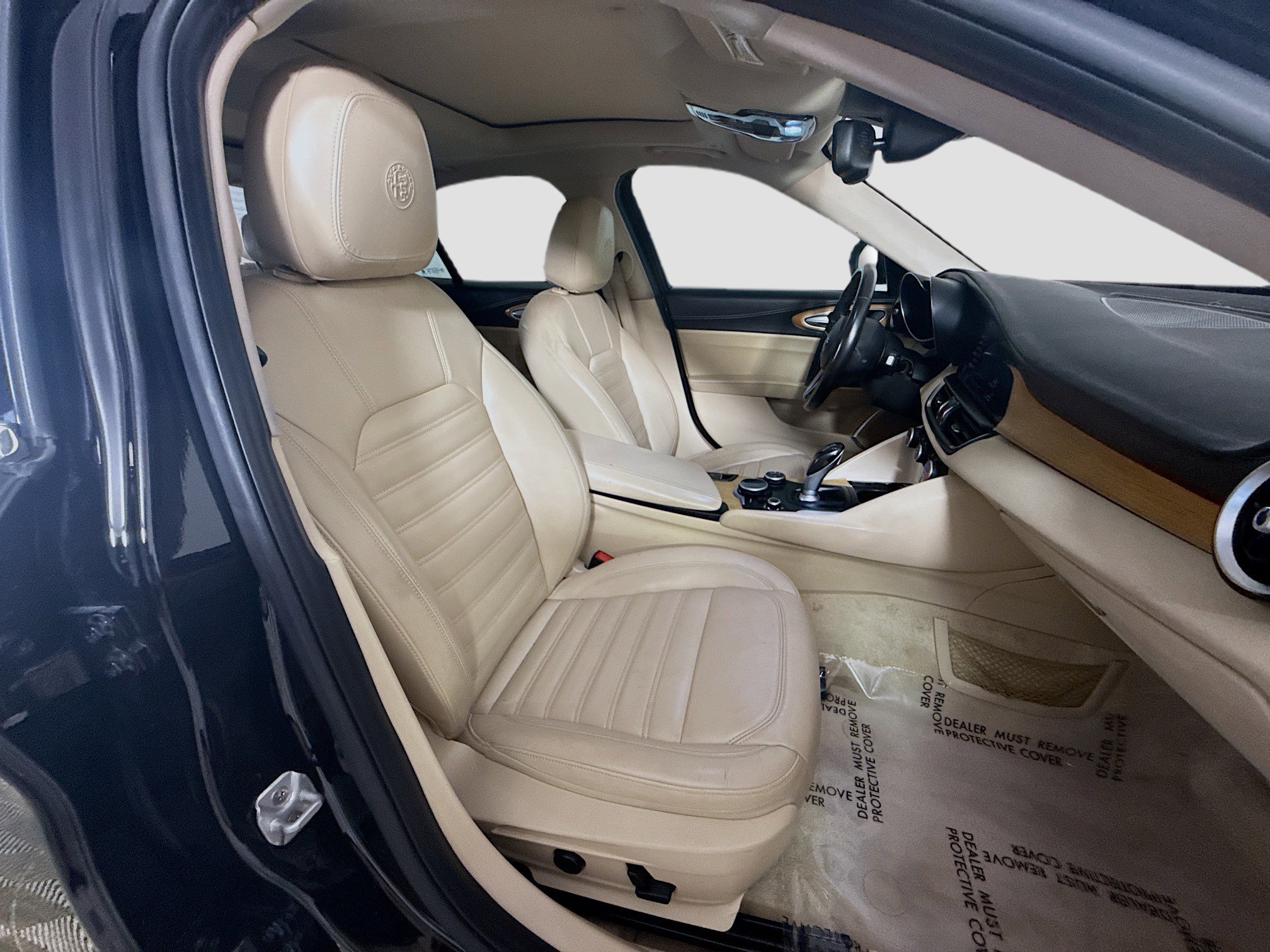 Used 2018 Alfa Romeo Giulia Ti w/ Quick Order Package 22Z Lusso image 29