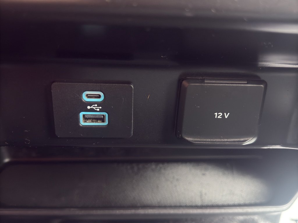 Used 2021 Ford F150 XLT image 19