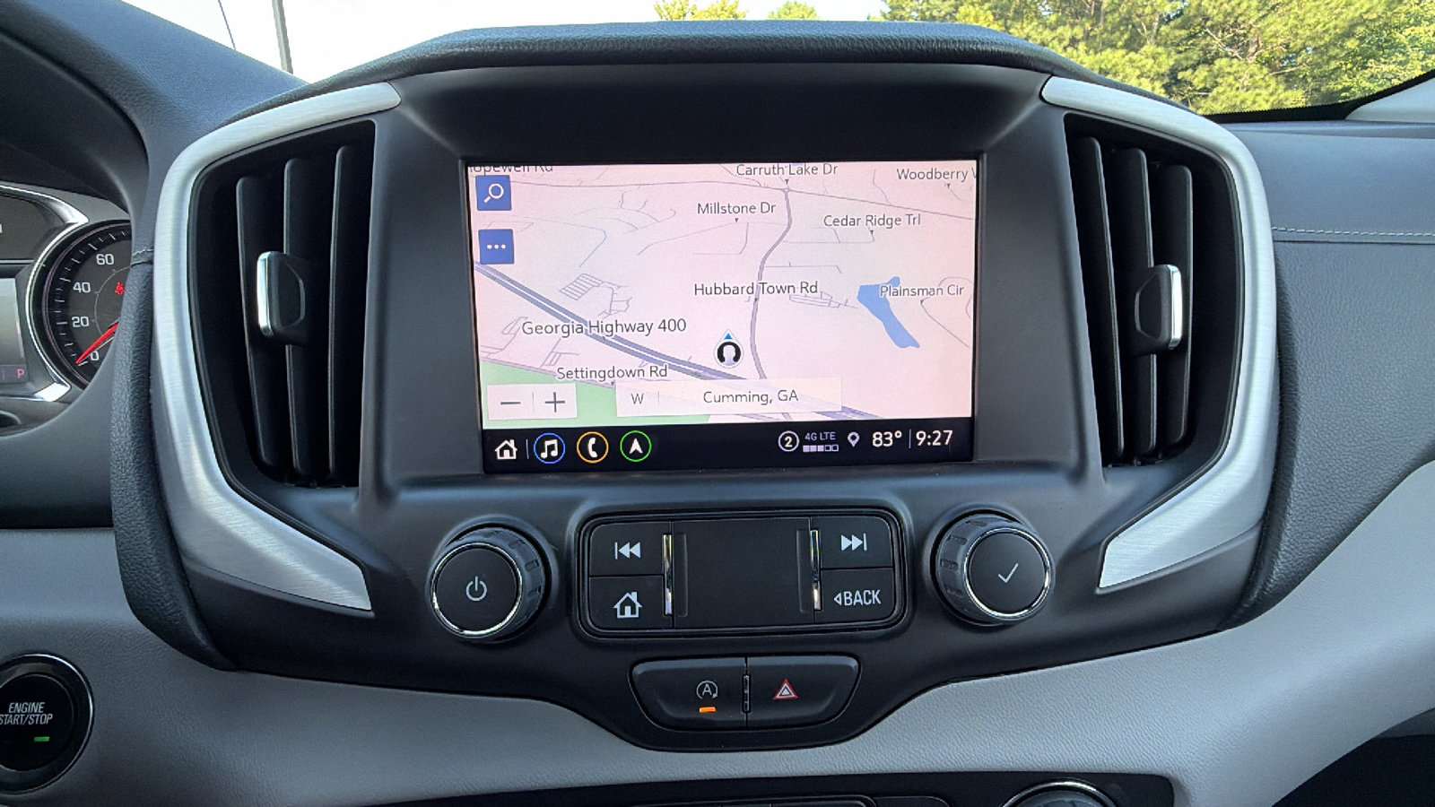 Used 2022 GMC Terrain SLT w/ Infotainment Package II AWD/4WD image 32