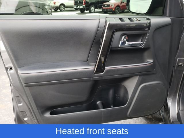 Used 2020 Toyota 4Runner Venture w/ Moonroof Package image 20