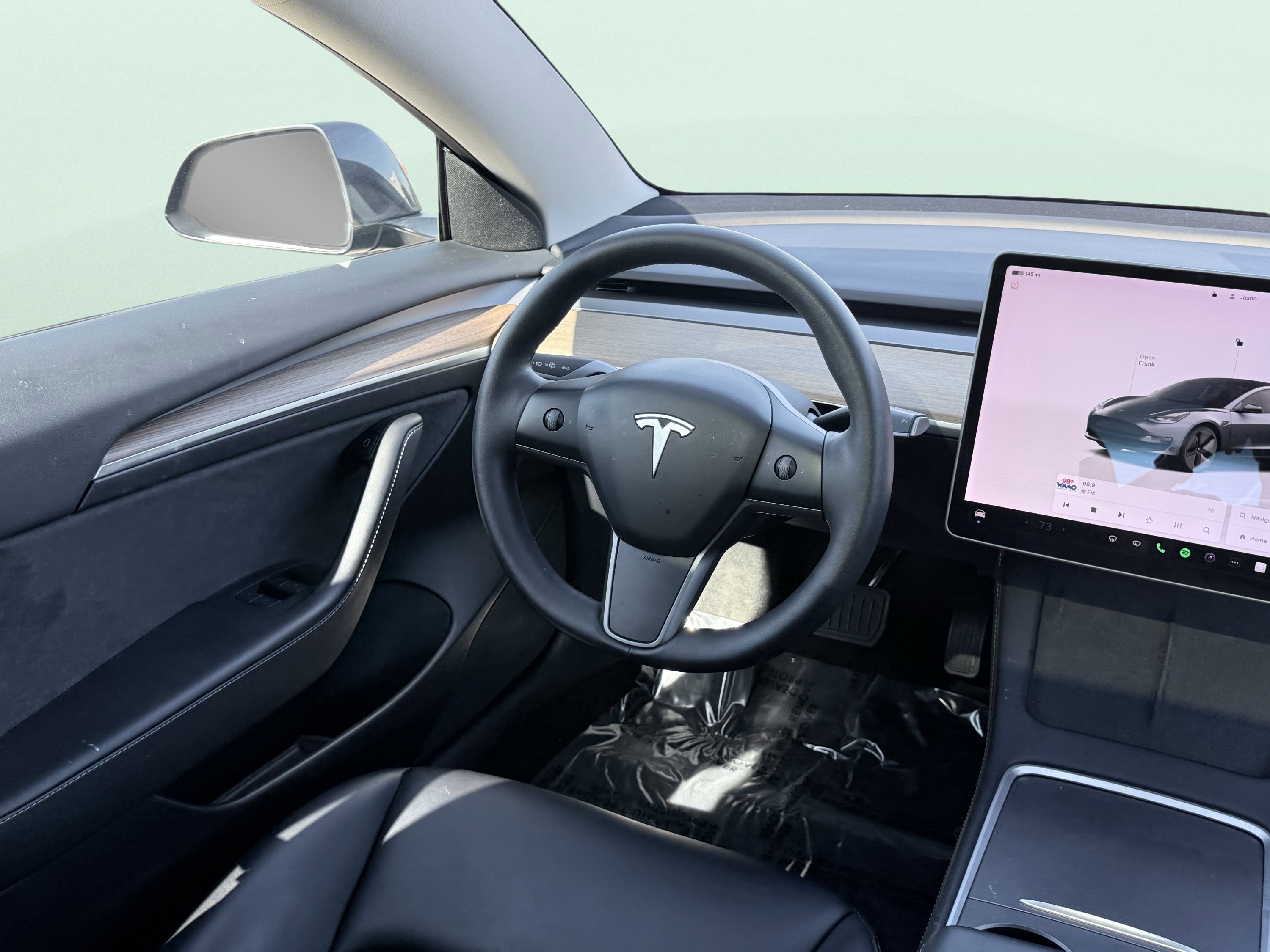 Used 2023 Tesla Model 3 Standard Range image 48