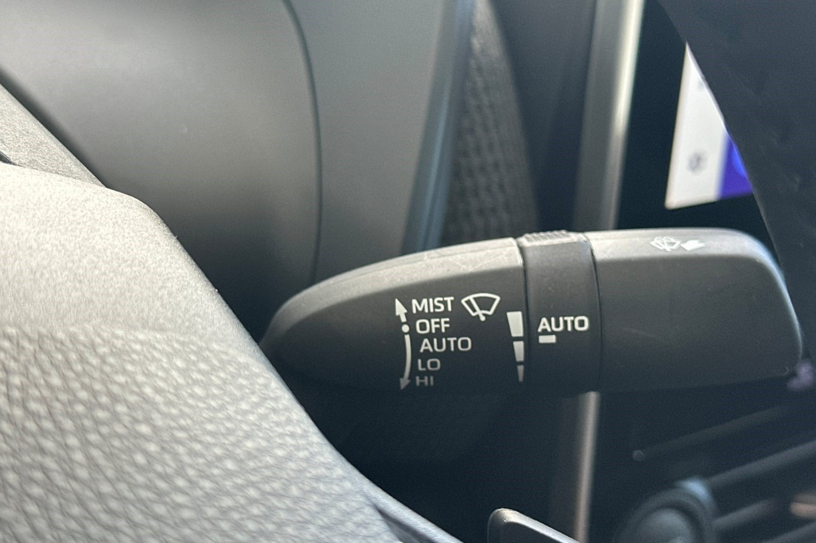 Used 2024 Subaru Solterra AWD/4WD image 34