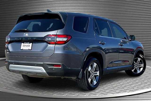 Used 2025 Honda Pilot EX-L image 6