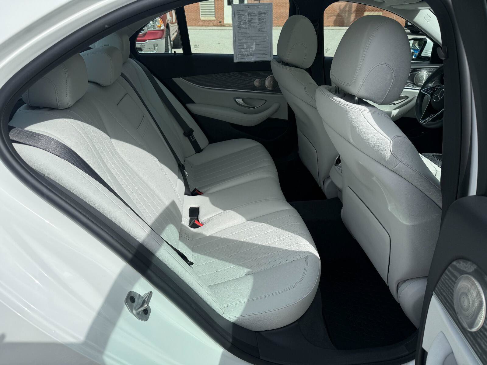 Used 2021 Mercedes-Benz E 350 4MATIC Sedan image 16