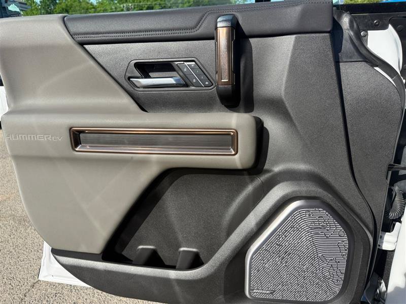 Used 2025 GMC Hummer EV 3X AWD/4WD image 33