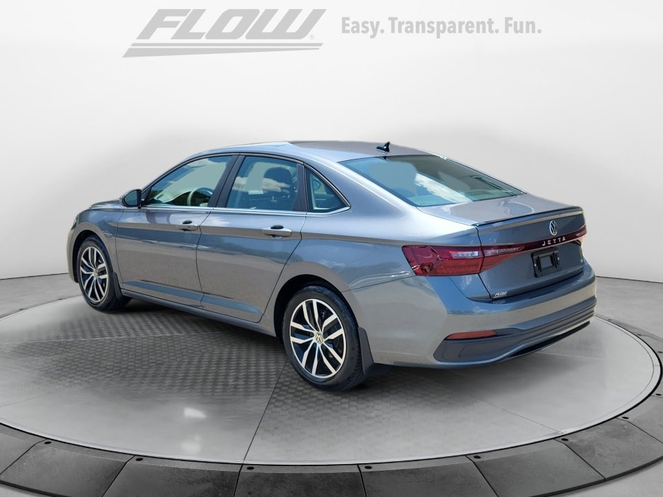 New 2026 Volkswagen Jetta SE FWD image 5