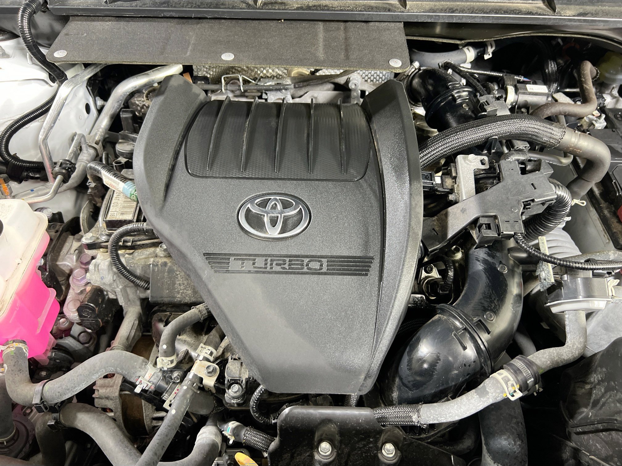 Used 2023 Toyota Highlander XLE AWD/4WD image 30