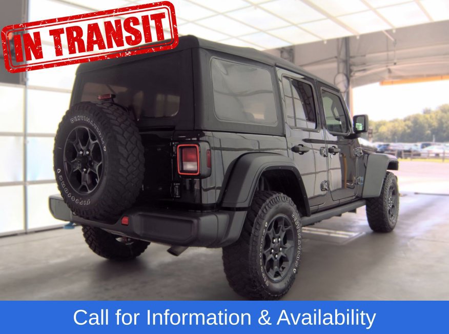 Used 2023 Jeep Wrangler Unlimited w/ Cold Weather Group AWD/4WD image 5