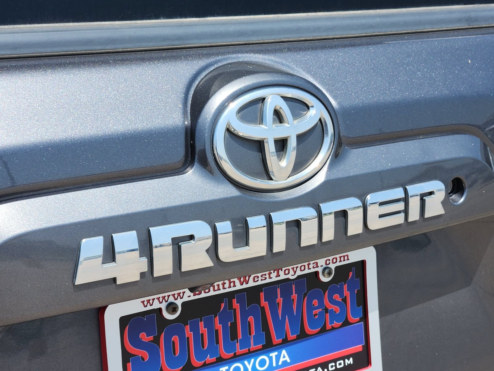 Used 2018 Toyota 4Runner SR5 Premium AWD/4WD image 12