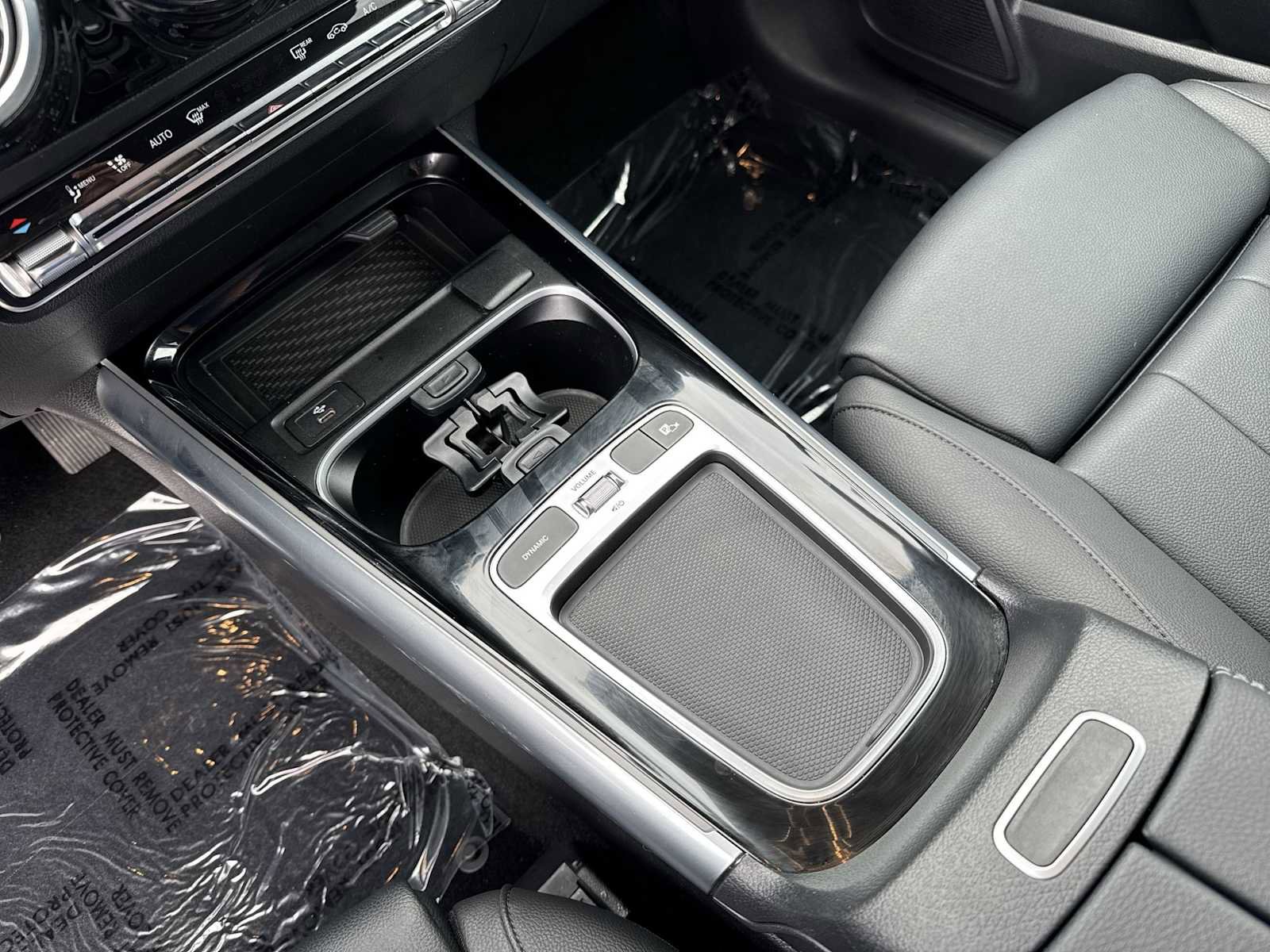 Used 2025 Mercedes-Benz GLA 250 image 21