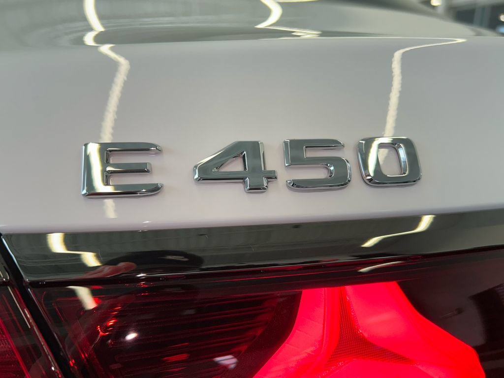 New 2027 Mercedes-Benz E 450 4MATIC Sedan image 31