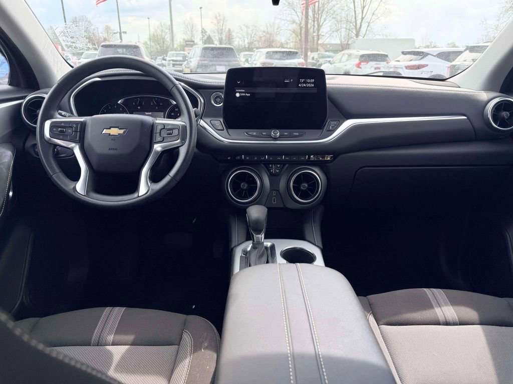 Used 2024 Chevrolet Blazer LT w/ Midnight/Sport Edition FWD image 3