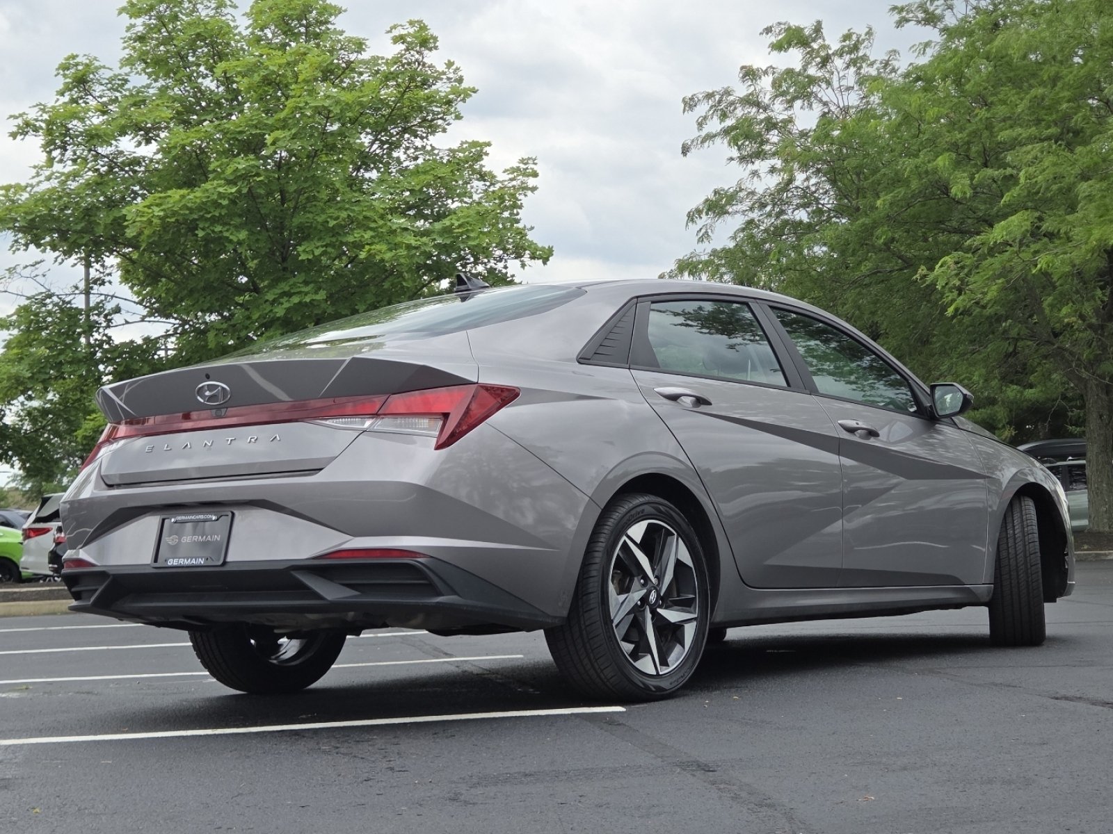 Used 2023 Hyundai Elantra SEL w/ Convenience Package FWD image 17