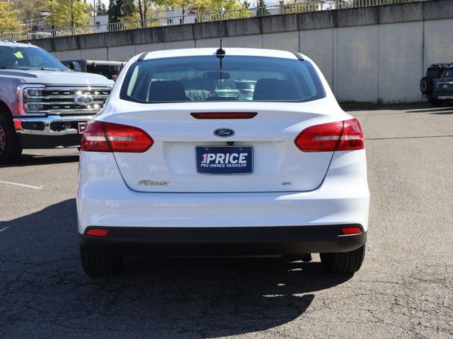 Used 2015 Ford Focus SE image 6