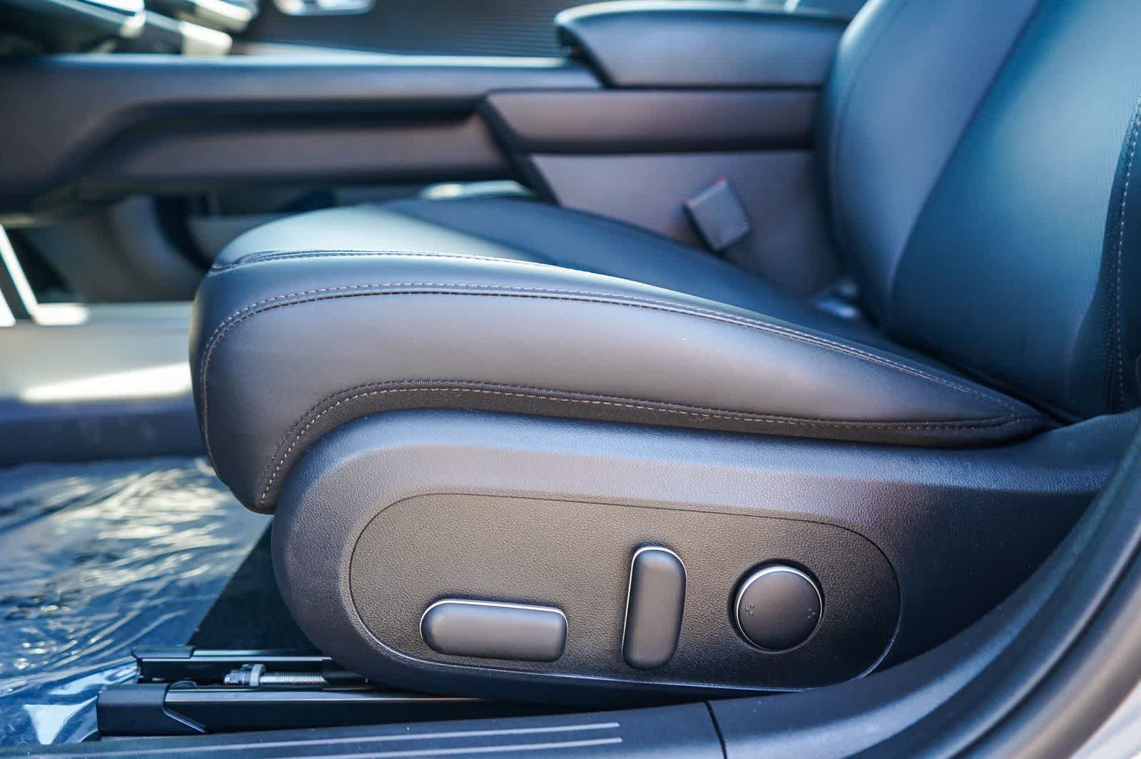 Certified 2025 Hyundai Ioniq 6 Limited RWD image 23