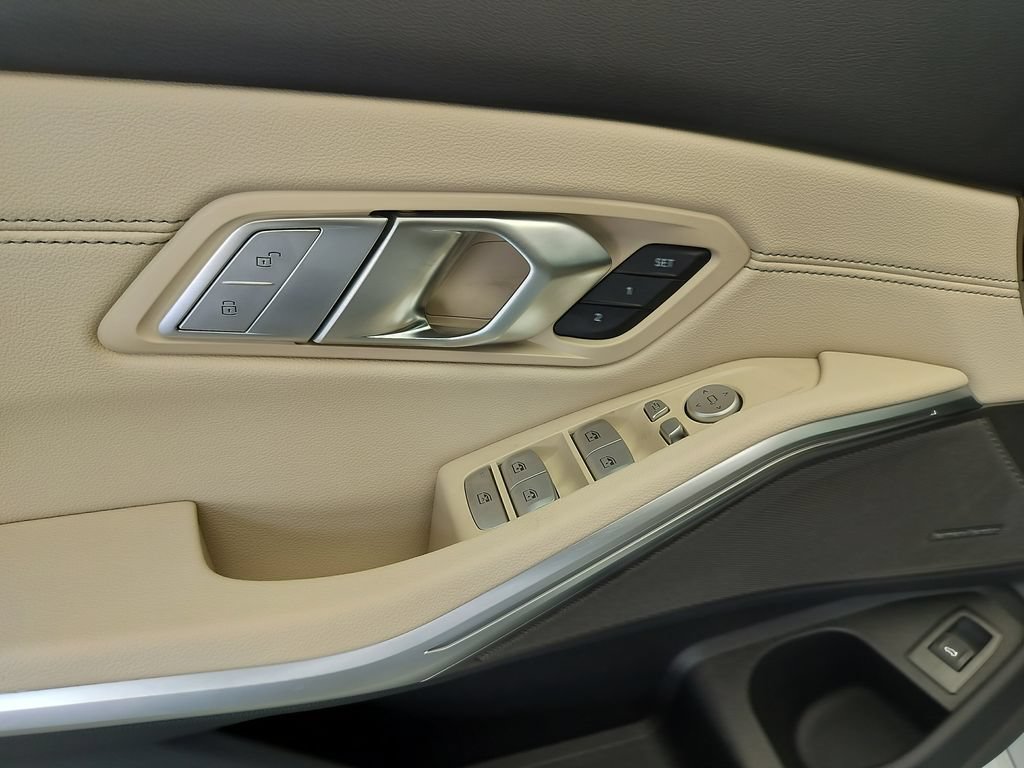New 2026 BMW 330i Sedan w/ Premium Package RWD image 7