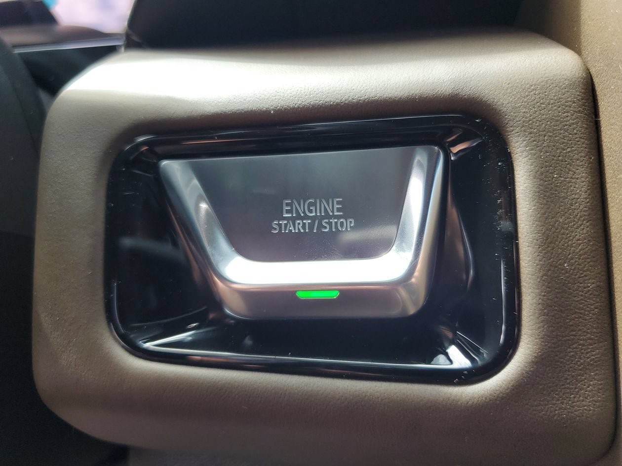 New 2026 GMC Yukon XL Denali Ultimate AWD/4WD image 24