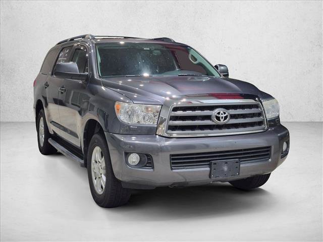 Used 2017 Toyota Sequoia SR5 w/ Premium Package AWD/4WD image 3