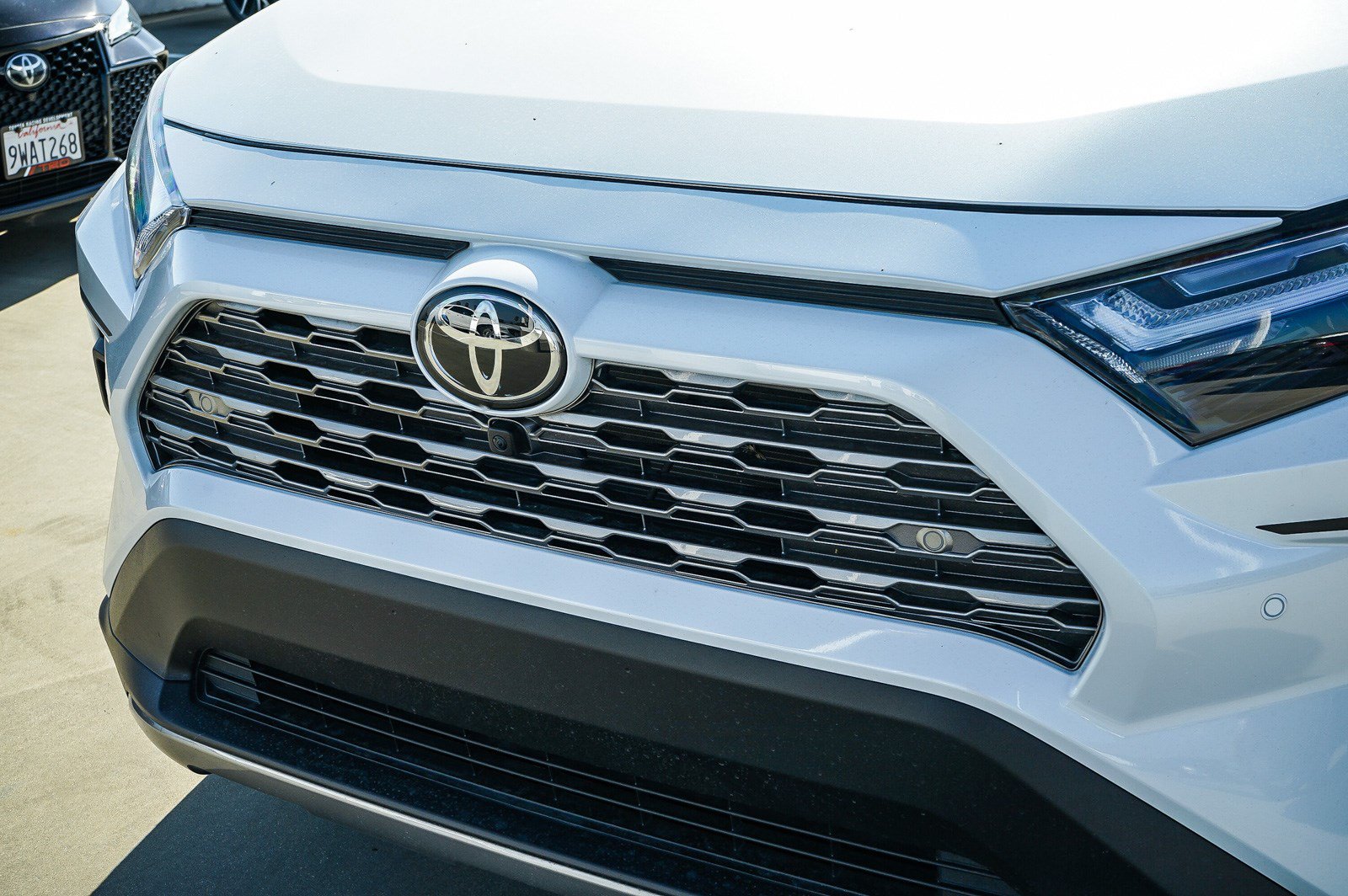 Used 2025 Toyota RAV4 Limited w/ Advanced Technology Package FWD image 11