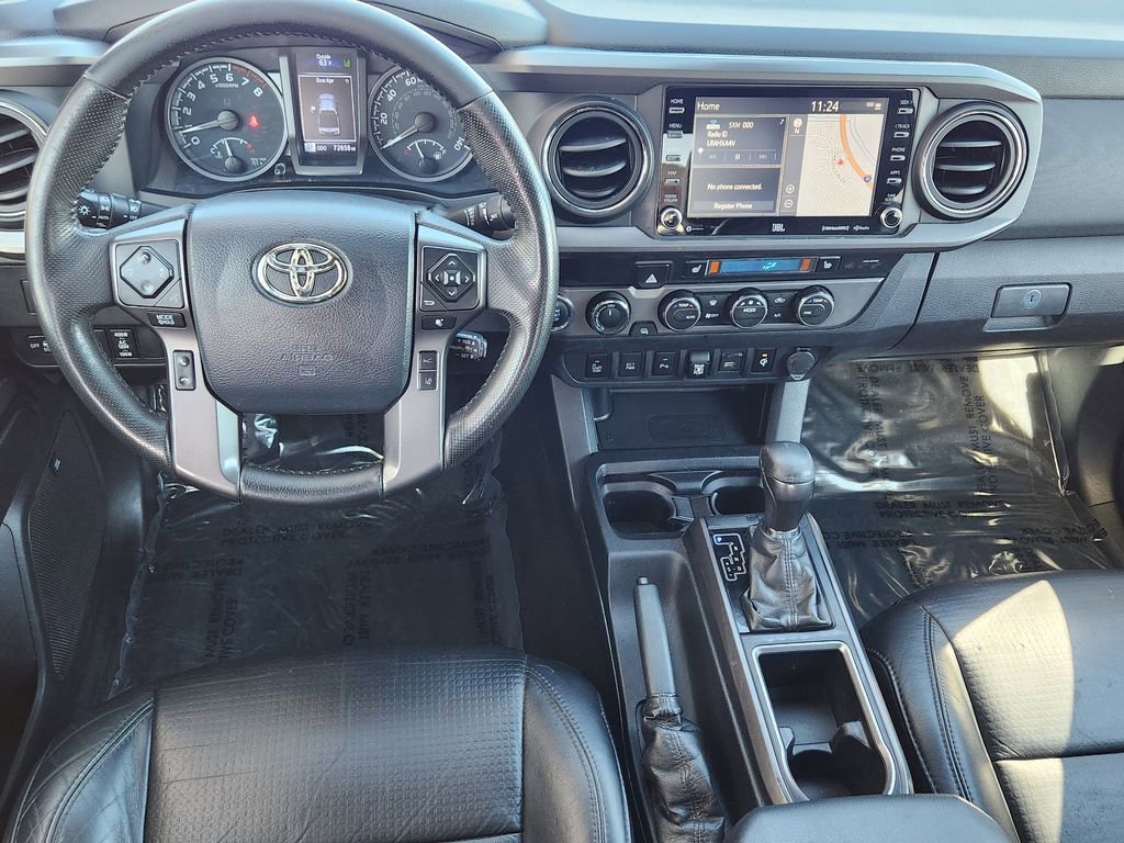 Used 2020 Toyota Tacoma TRD Sport w/ TRD Premium Sport Package AWD/4WD image 16