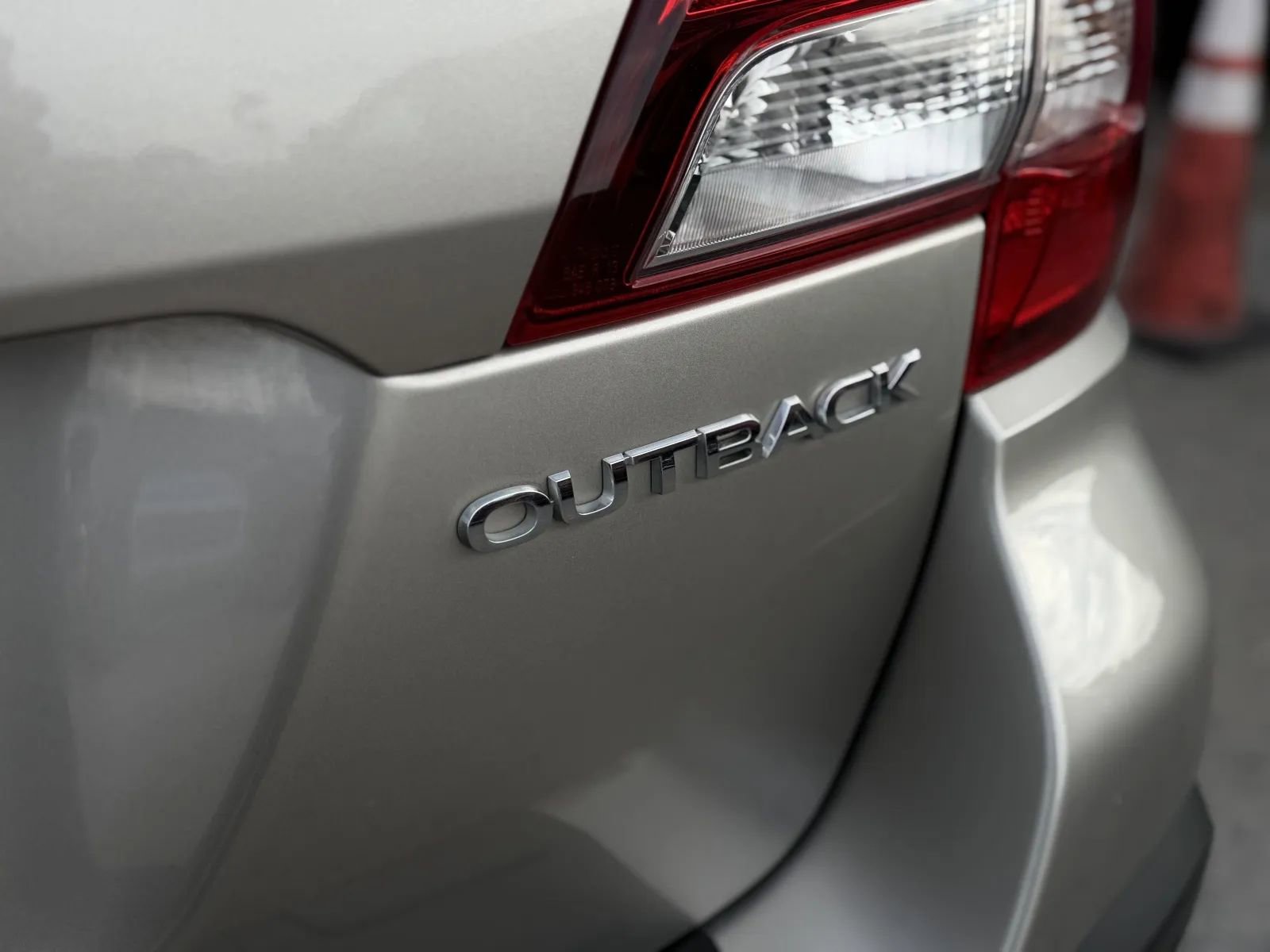 Used 2019 Subaru Outback 2.5i Limited AWD/4WD image 42