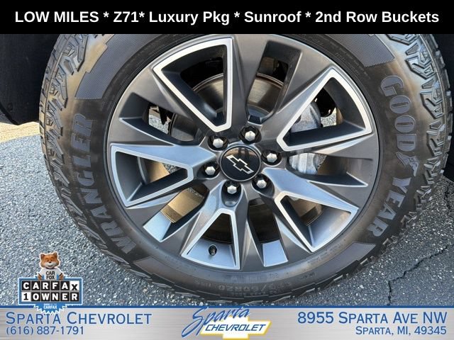 Used 2024 Chevrolet Tahoe Z71 w/ Luxury Package AWD/4WD image 12