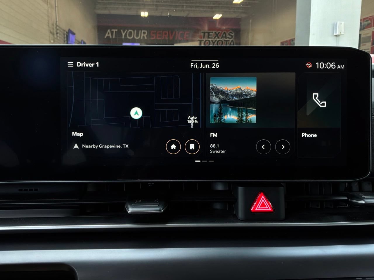Used 2026 Kia Carnival FWD image 33