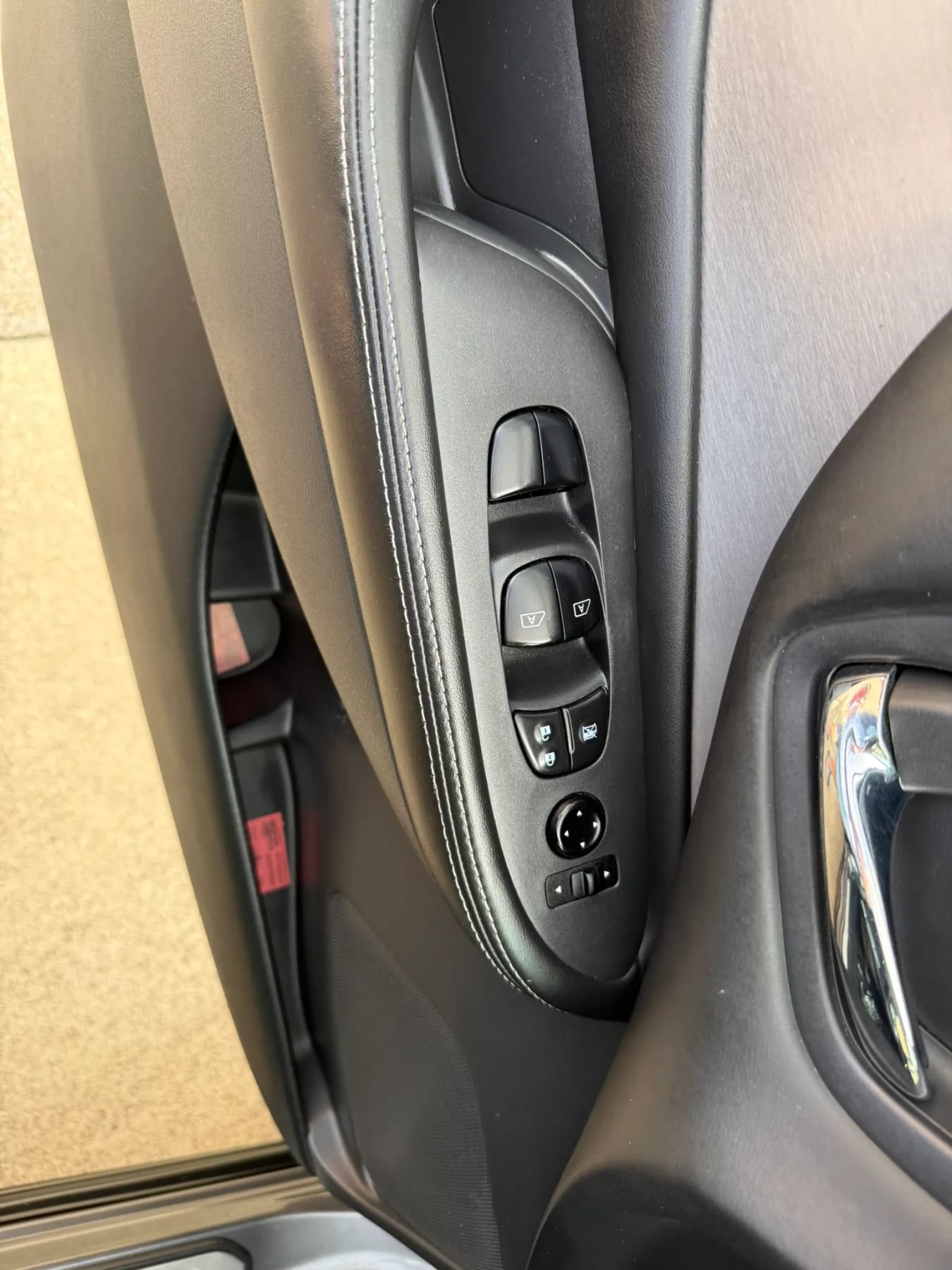 Used 2021 Nissan Murano SV FWD image 9