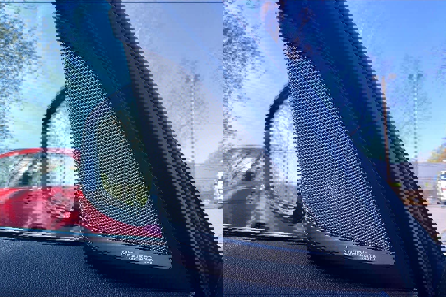 Used 2018 BMW 530e xDrive image 35