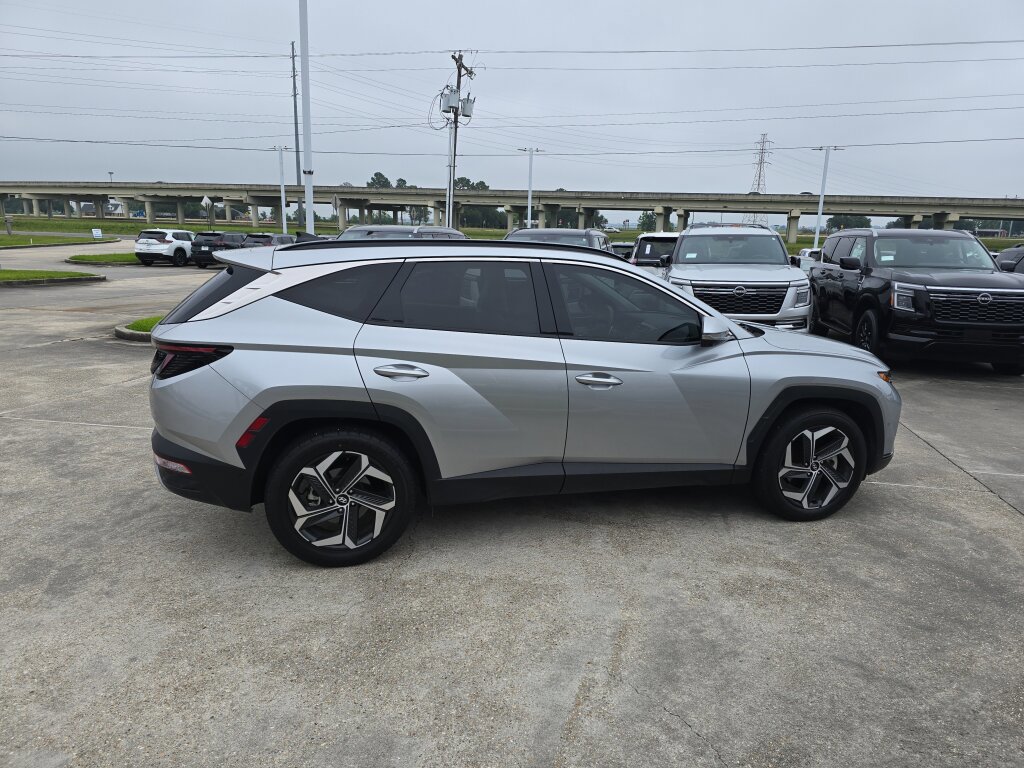 Used 2022 Hyundai Tucson Limited FWD image 4