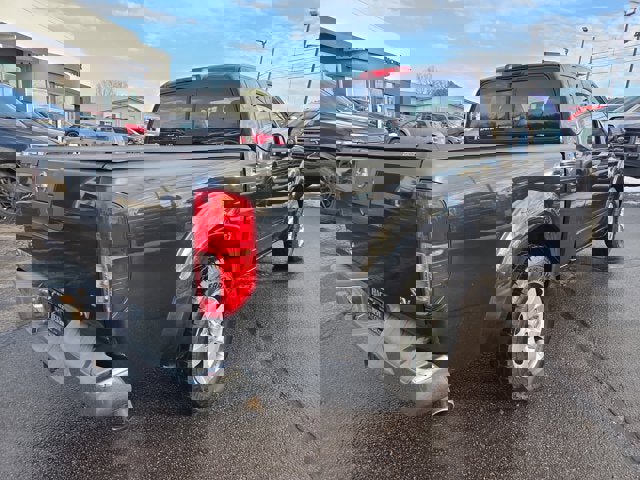 Used 2012 Nissan Frontier SV image 5