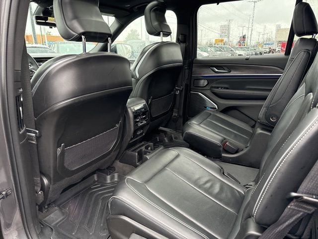 Used 2022 Jeep Grand Cherokee L Overland w/ Luxury Tech Group IV image 20