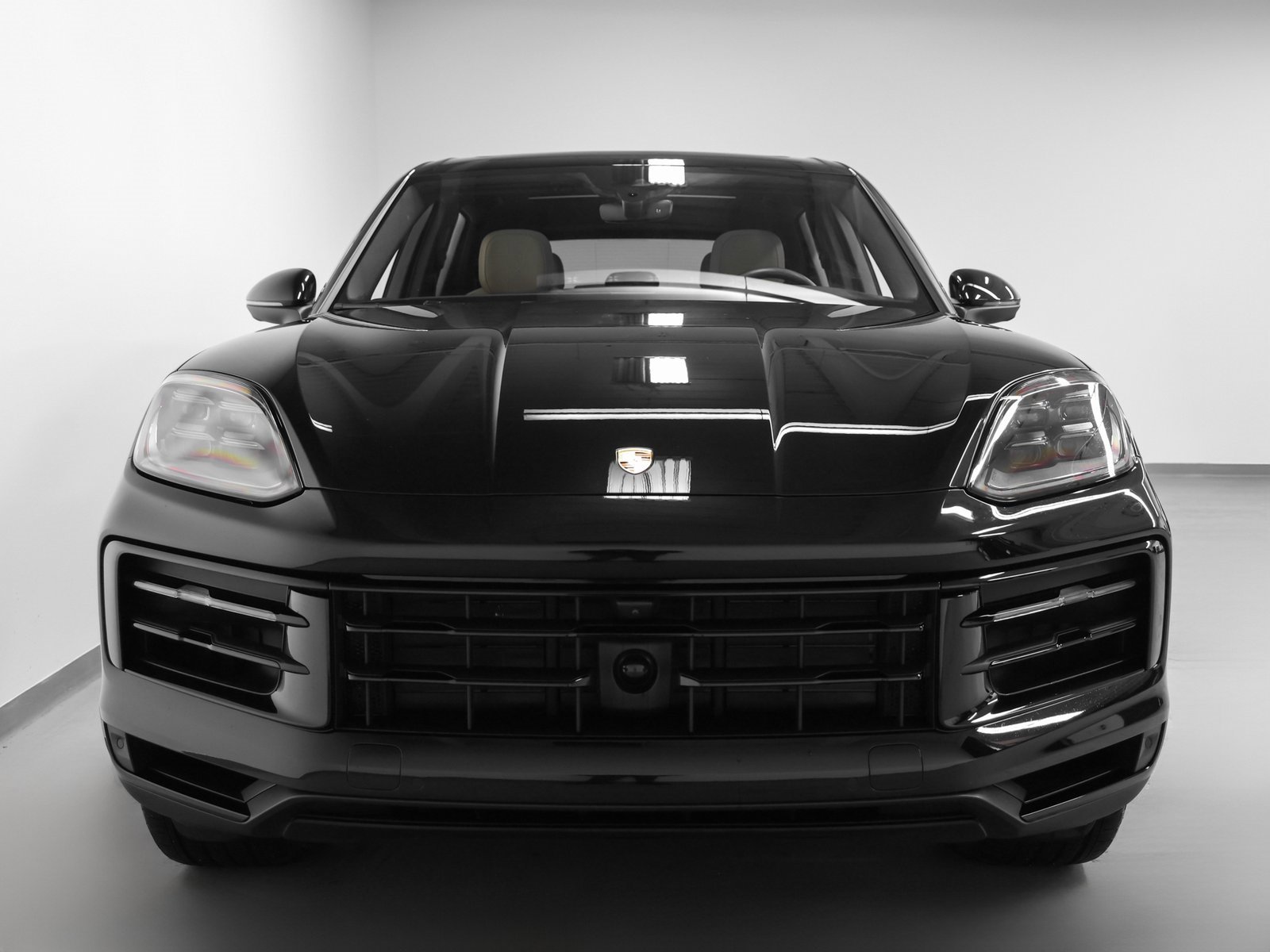 Certified 2025 Porsche Cayenne image 8