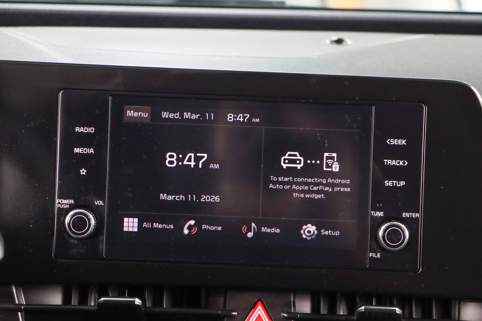 Used 2024 Kia Sportage LX image 16