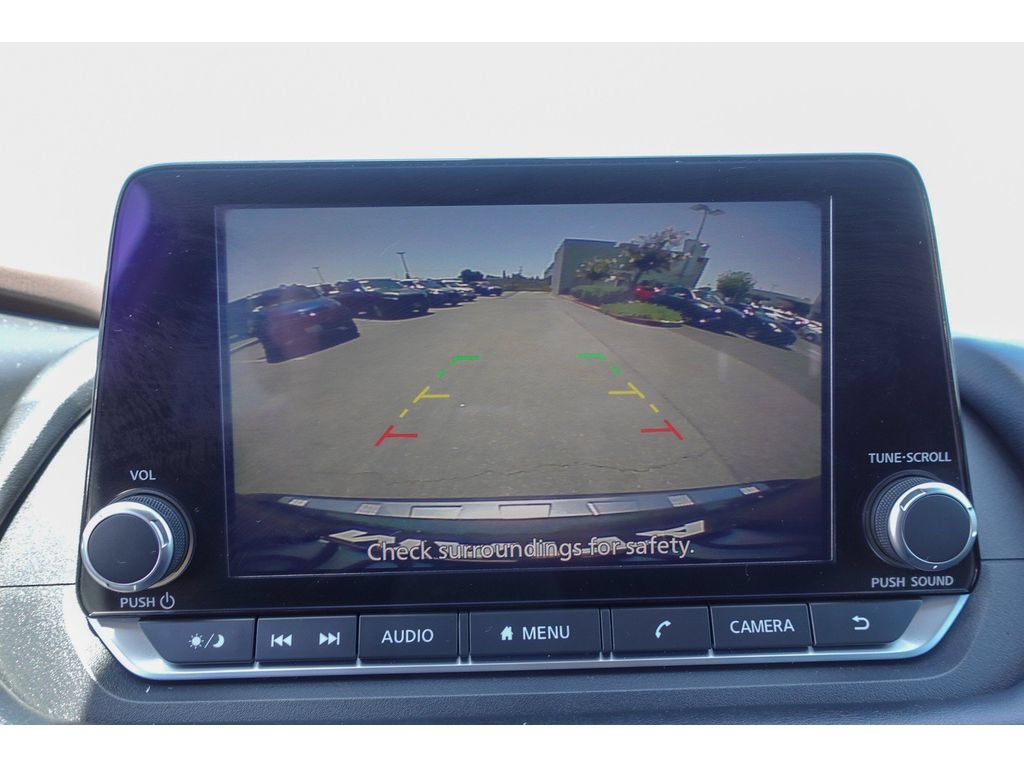 Used 2022 Nissan Rogue SV FWD image 24
