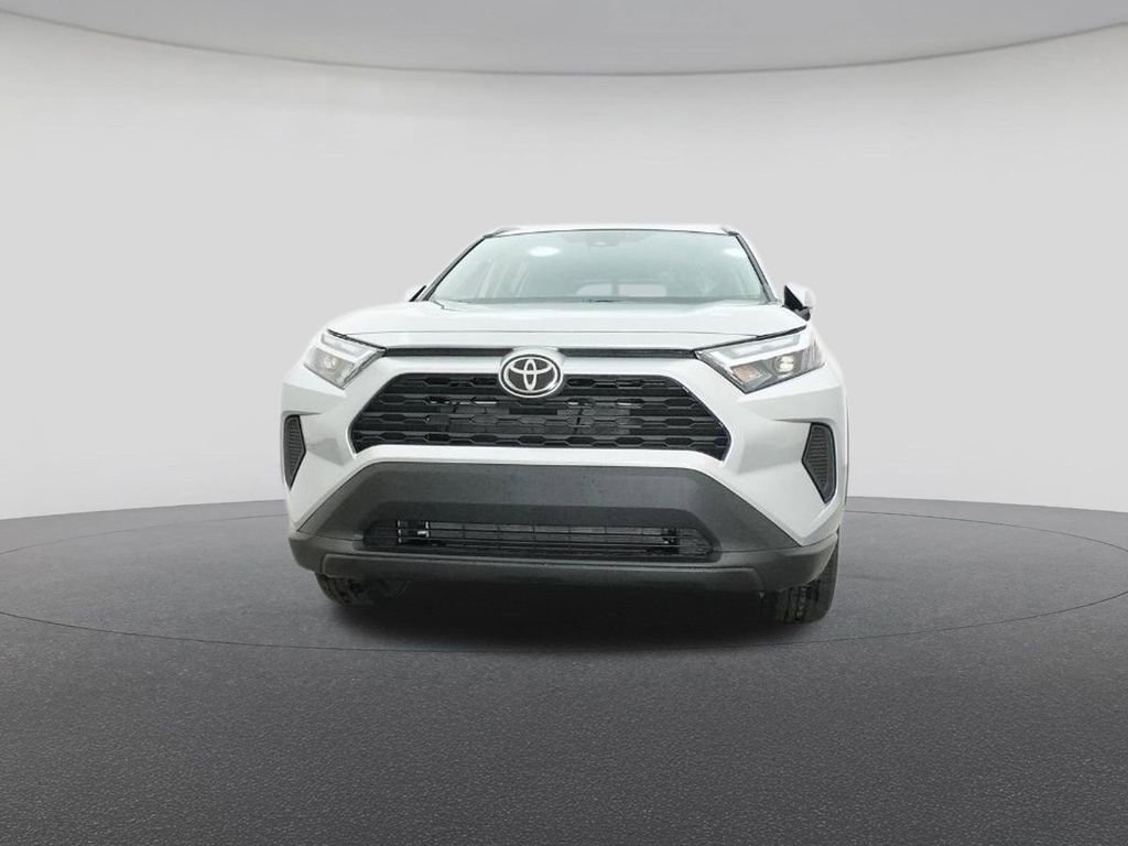 New 2025 Toyota RAV4 XLE image 31