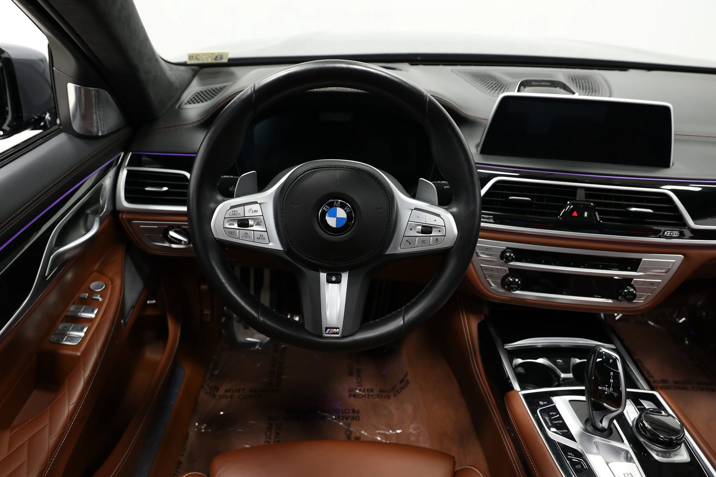 Used 2022 BMW M760i xDrive w/ Luxury Rear Seating Package image 49