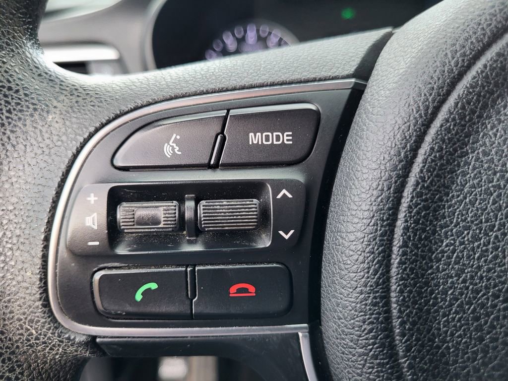 Used 2017 Kia Optima LX image 28