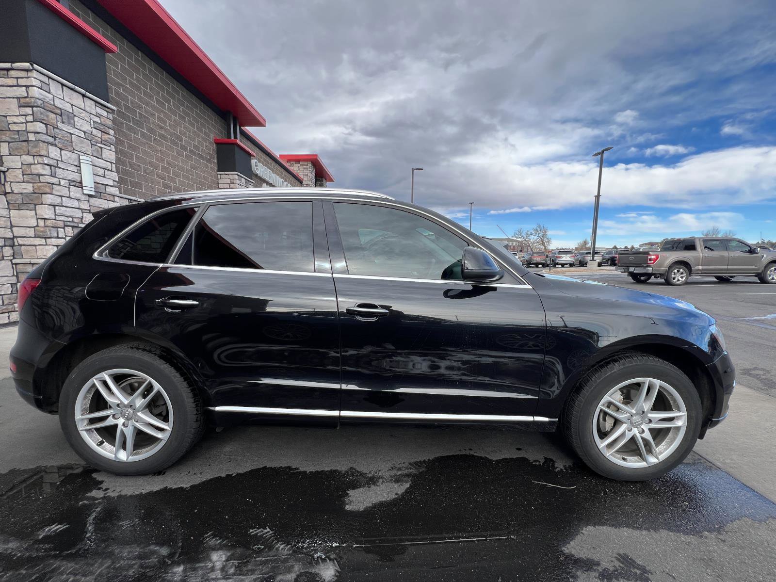 Used 2015 Audi Q5 2.0T Premium Plus w/ Technology Package image 2