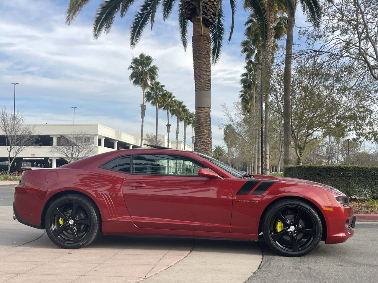 Used 2015 Chevrolet Camaro LT w/ RS Package image 4