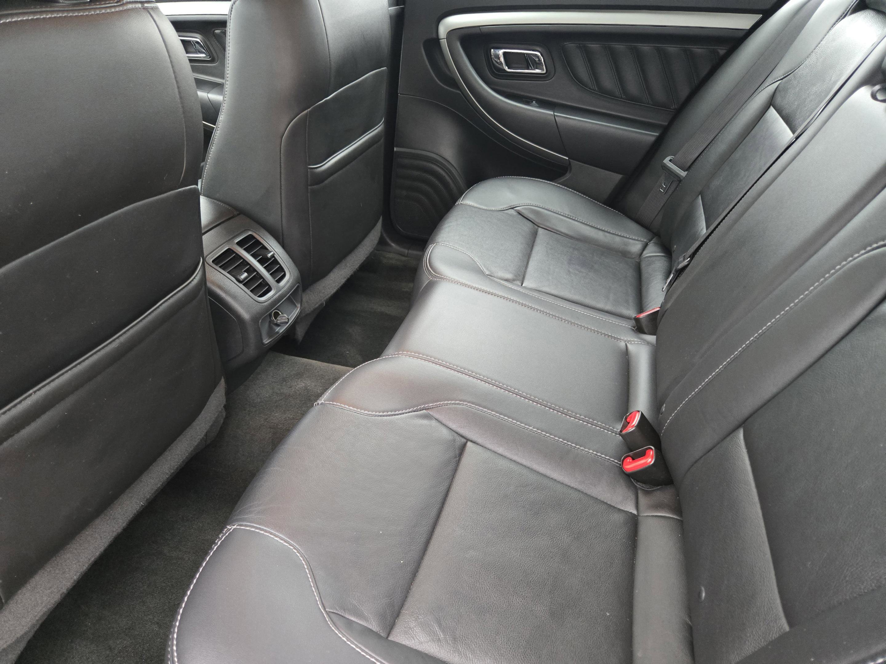 Used 2014 Ford Taurus SEL w/ Equipment Group 201A FWD image 26