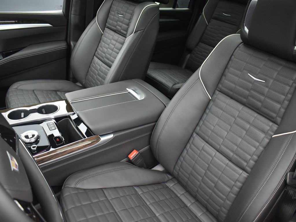 Certified 2026 Cadillac Escalade ESV Platinum Sport w/ LPO, ONYX Package image 13