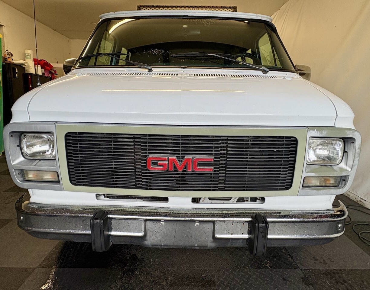 Used 1995 GMC G3500 Rally image 6